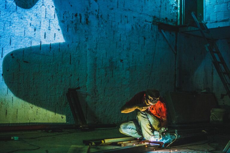 O Guia para Contratar Serralheria e Evitar Prejuízos